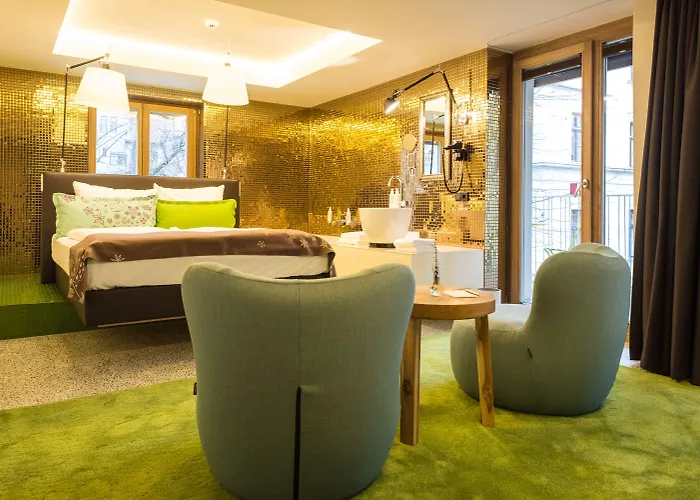 نالا إنديفيجول فندق